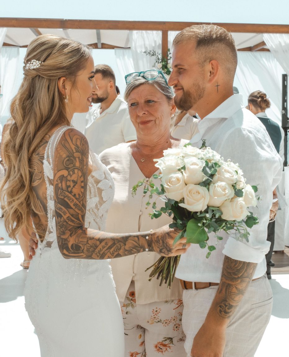 couple-togther-with-doris